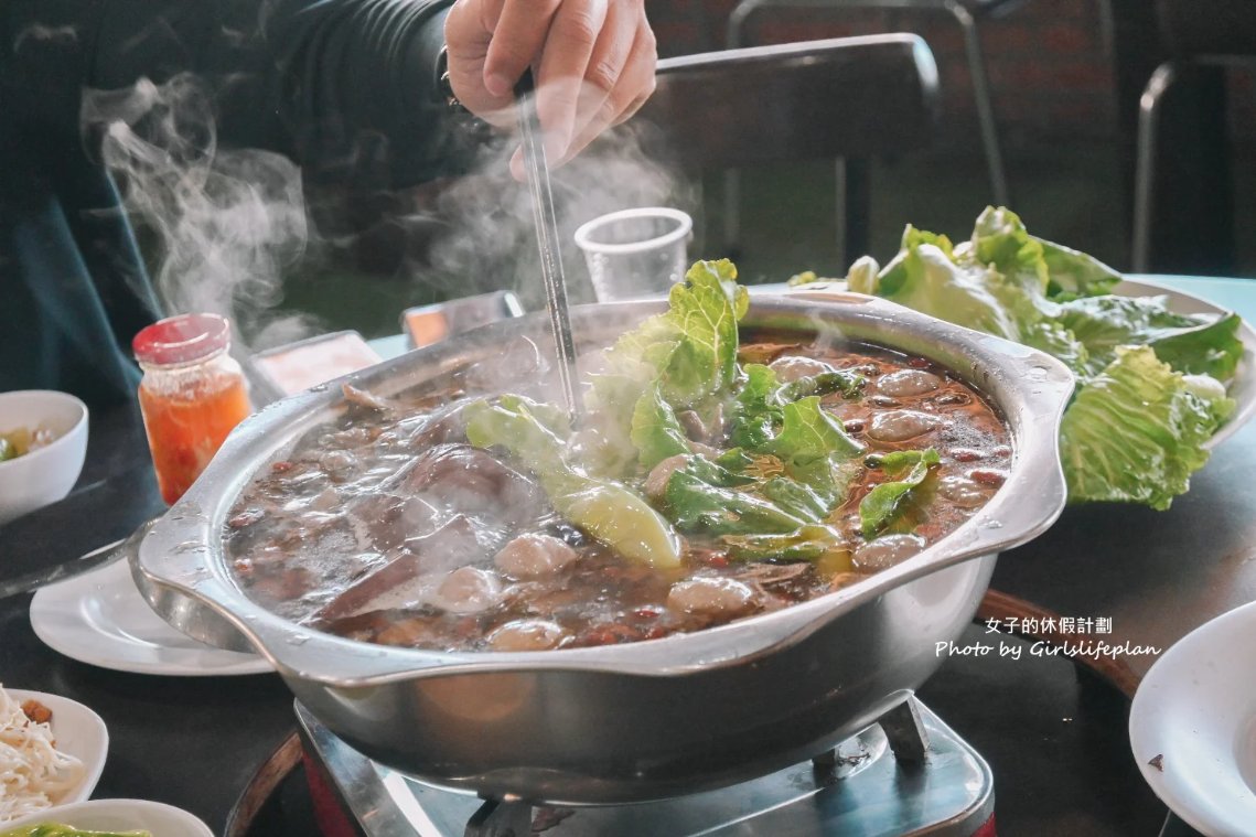 台灣番鴨園區｜雞油拌飯、麵線吃到飽附免費停車場(菜單) @女子的休假計劃