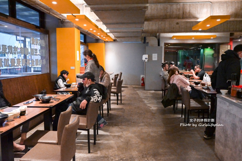 呷霸牛肉麵｜呷霸牛肉麵南平店免費加湯加麵飲料豆花豆漿喝到飽(菜單) @女子的休假計劃