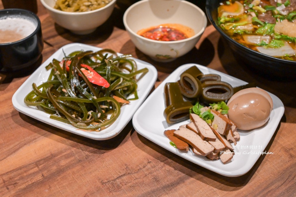 呷霸牛肉麵｜呷霸牛肉麵南平店免費加湯加麵飲料豆花豆漿喝到飽(菜單) @女子的休假計劃