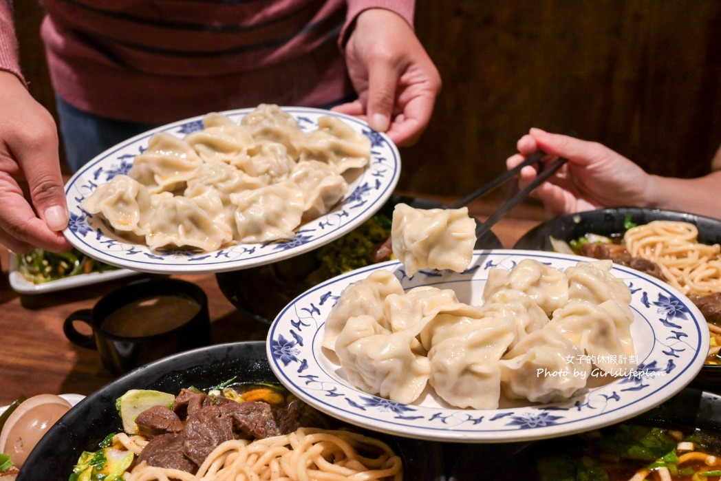 呷霸牛肉麵｜免費加湯加麵飲料豆花豆漿喝到飽(菜單) @女子的休假計劃