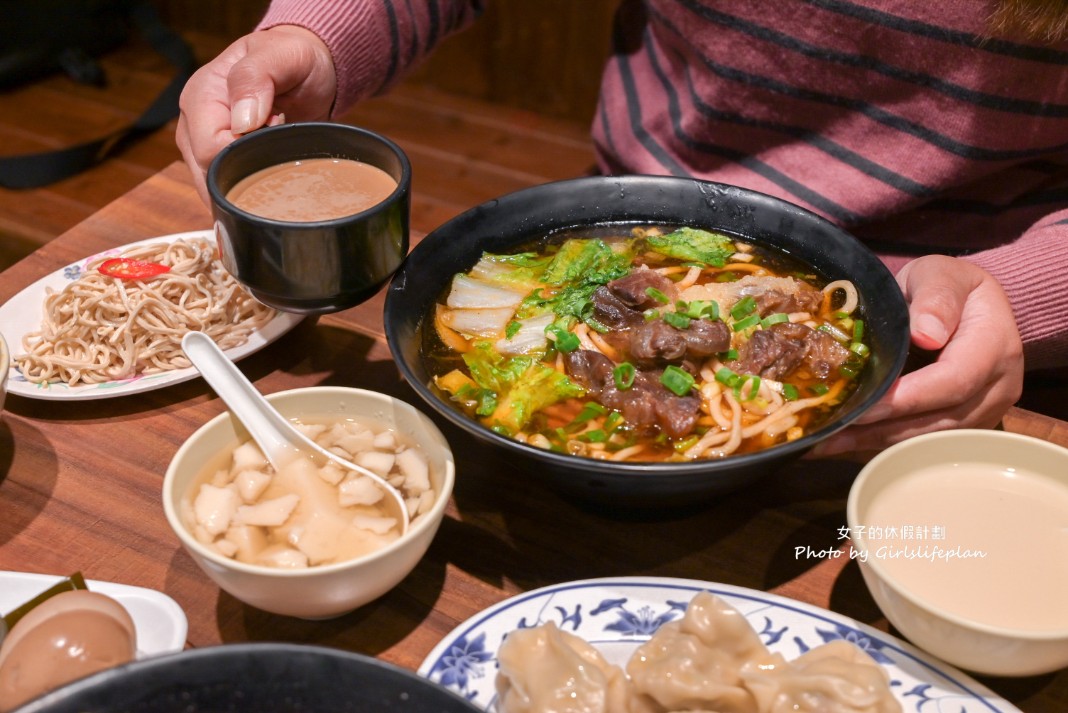 呷霸牛肉麵｜呷霸牛肉麵南平店免費加湯加麵飲料豆花豆漿喝到飽(菜單) @女子的休假計劃