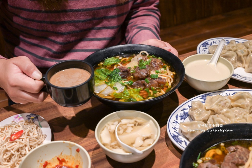 呷霸牛肉麵｜免費加湯加麵飲料豆花豆漿喝到飽(菜單) @女子的休假計劃