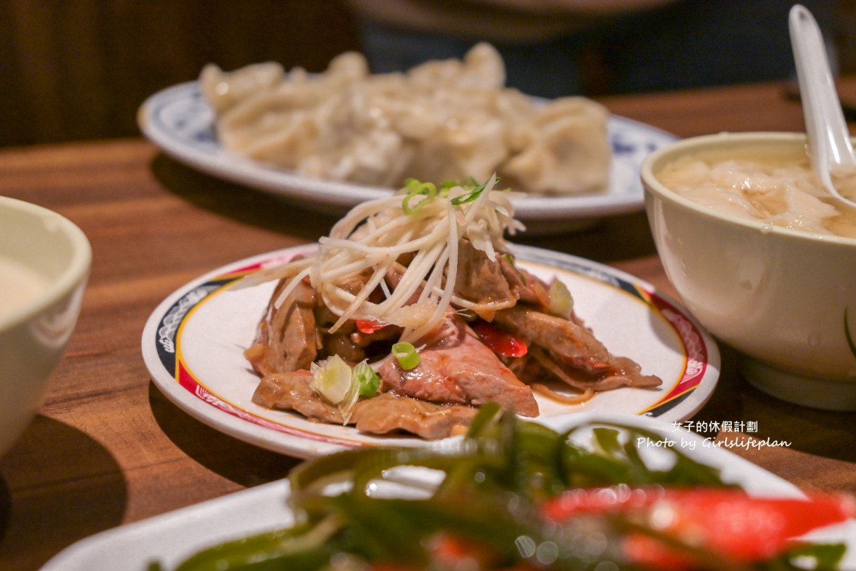 呷霸牛肉麵｜呷霸牛肉麵南平店免費加湯加麵飲料豆花豆漿喝到飽(菜單) @女子的休假計劃