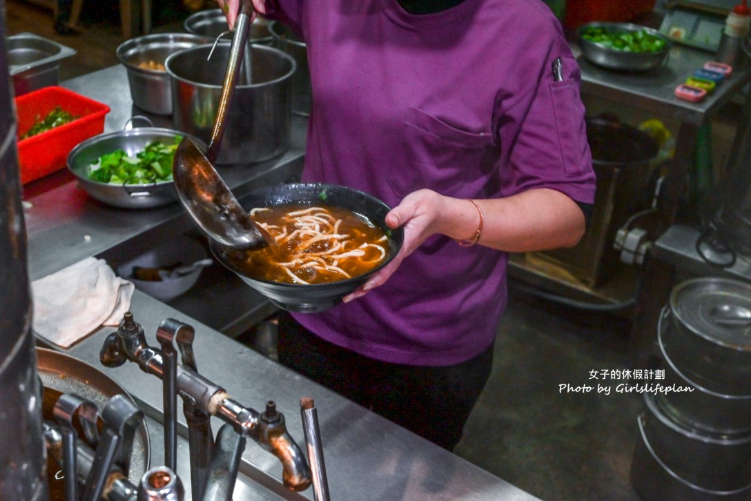 呷霸牛肉麵｜免費加湯加麵飲料豆花豆漿喝到飽(菜單) @女子的休假計劃