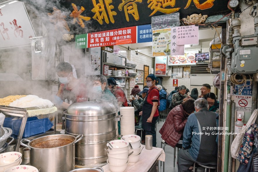 廟東清水排骨麵店｜人氣排隊美食必吃排骨麵(外帶) @女子的休假計劃