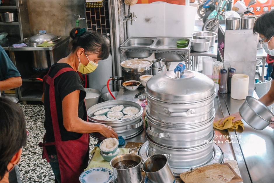 番薯仔炊飯｜超過70年人氣美食炊飯只要25元(外帶) @女子的休假計劃