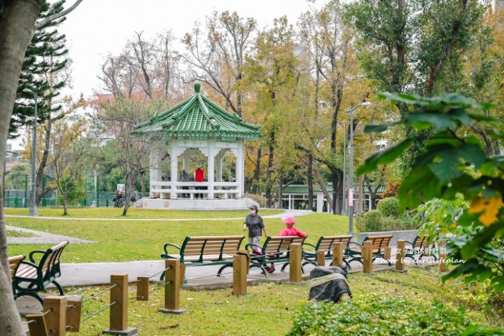 復興公園泡腳池｜免費足湯、親子公園、免費羽球場(交通) @女子的休假計劃