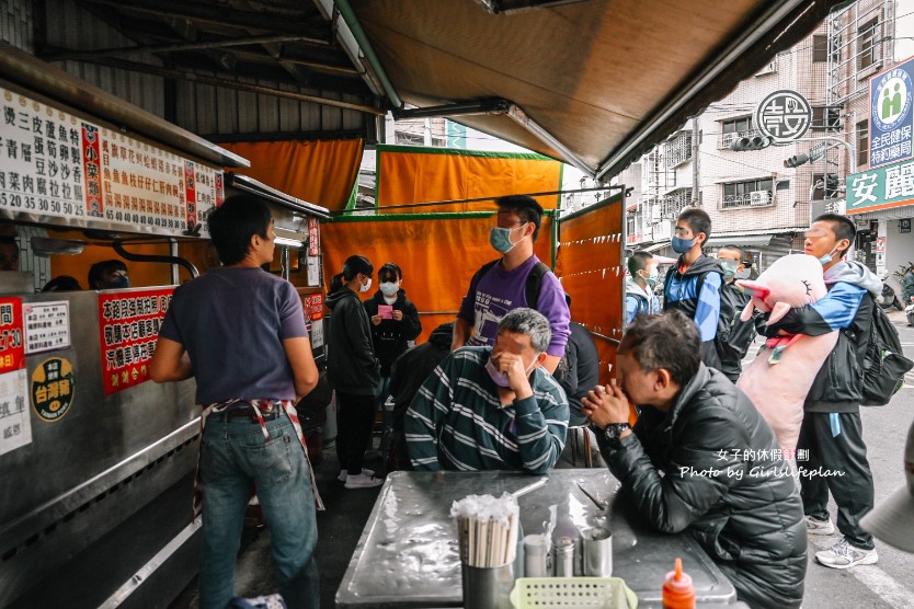 阿等土豆油飯｜25元土豆油飯必吃不分平假日內用常客滿(外帶) @女子的休假計劃