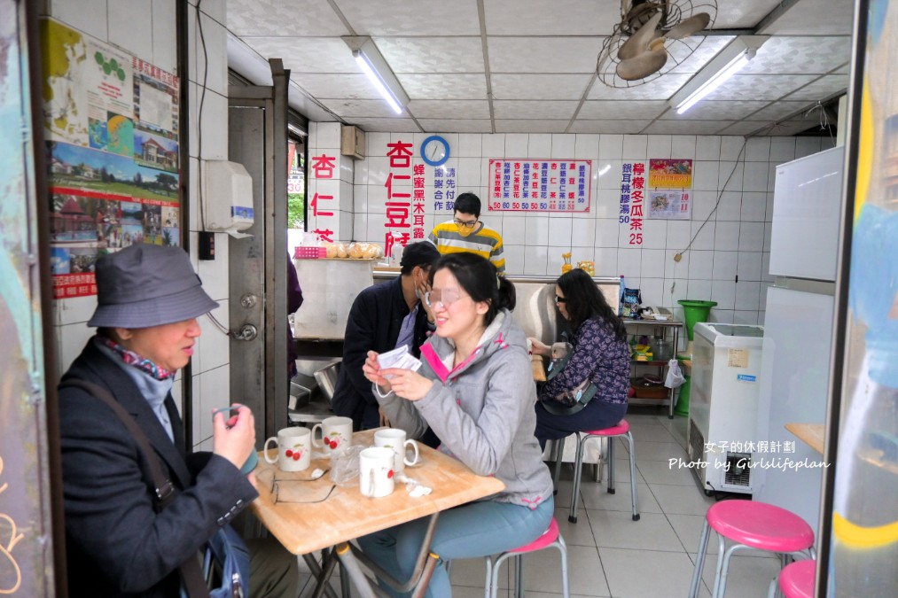 永昌傳統豆花店｜古早味杏仁茶配油條(外帶) @女子的休假計劃