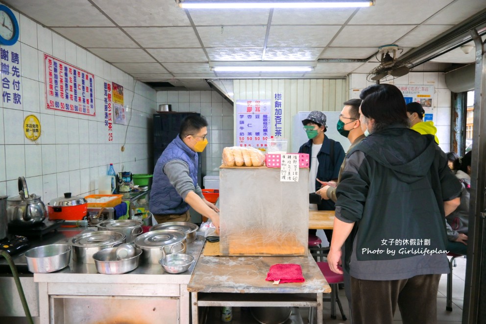 永昌傳統豆花店｜古早味杏仁茶配油條(外帶) @女子的休假計劃