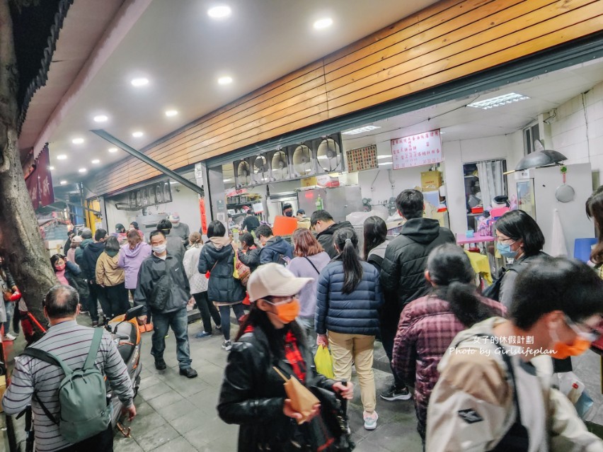 士林燒餅｜士林夜市必吃美食/南港老張胡椒餅(外帶) @女子的休假計劃