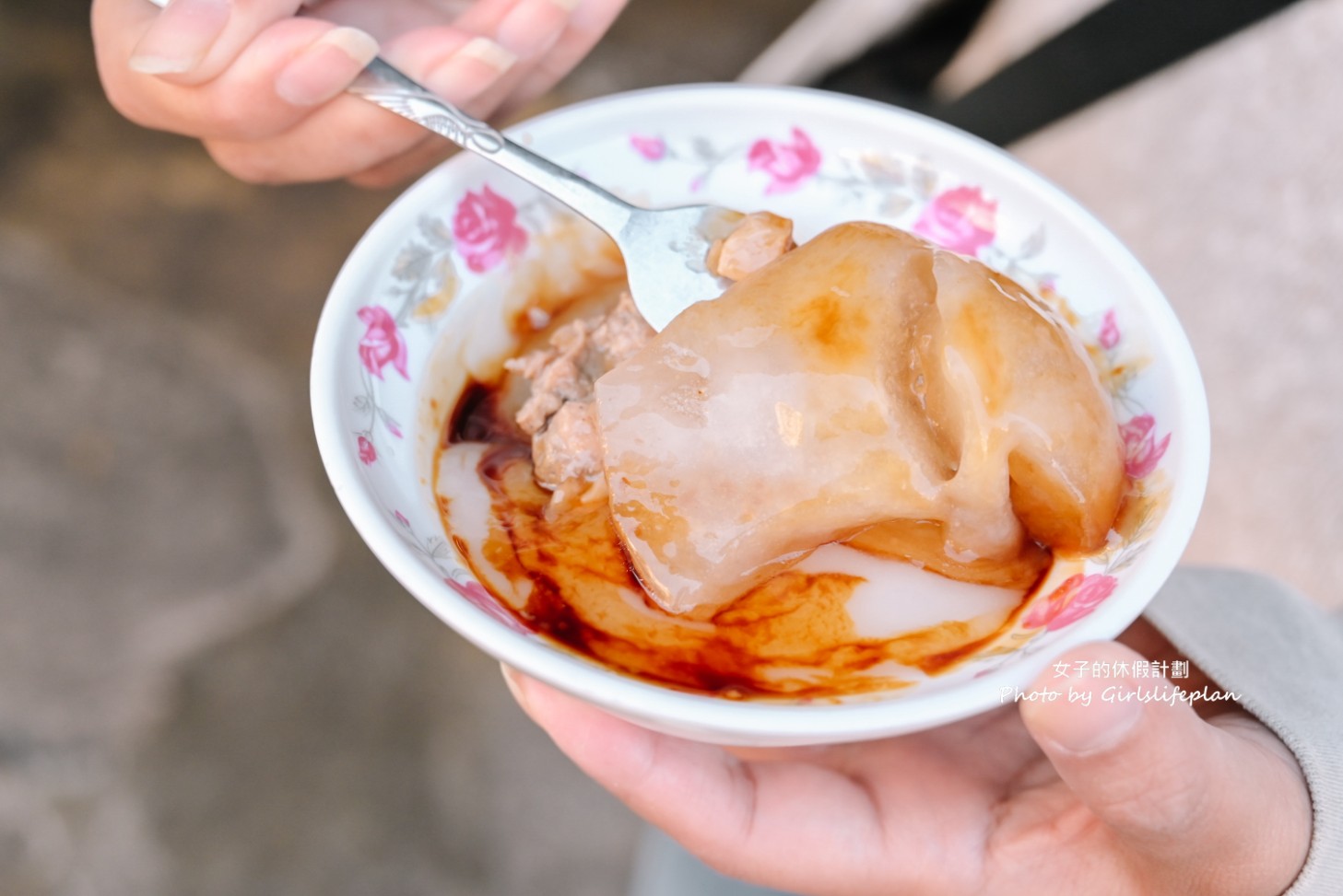 崎頭肉丸筒仔米糕｜超獨特古早味陶瓷蒸芋頭筒仔米糕(外帶) @女子的休假計劃