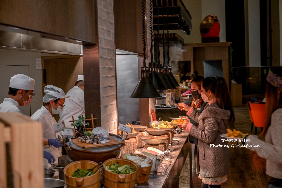 台北福華大飯店｜彩虹座自助餐吃到飽(價位) @女子的休假計劃