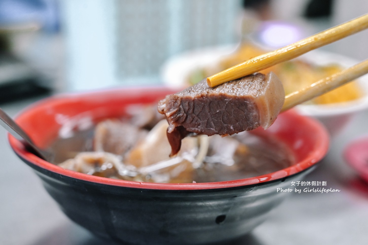 賴岡山羊肉｜人氣帶皮羊肉湯配上膠質滿滿滷肉飯有夠搭(外帶) @女子的休假計劃