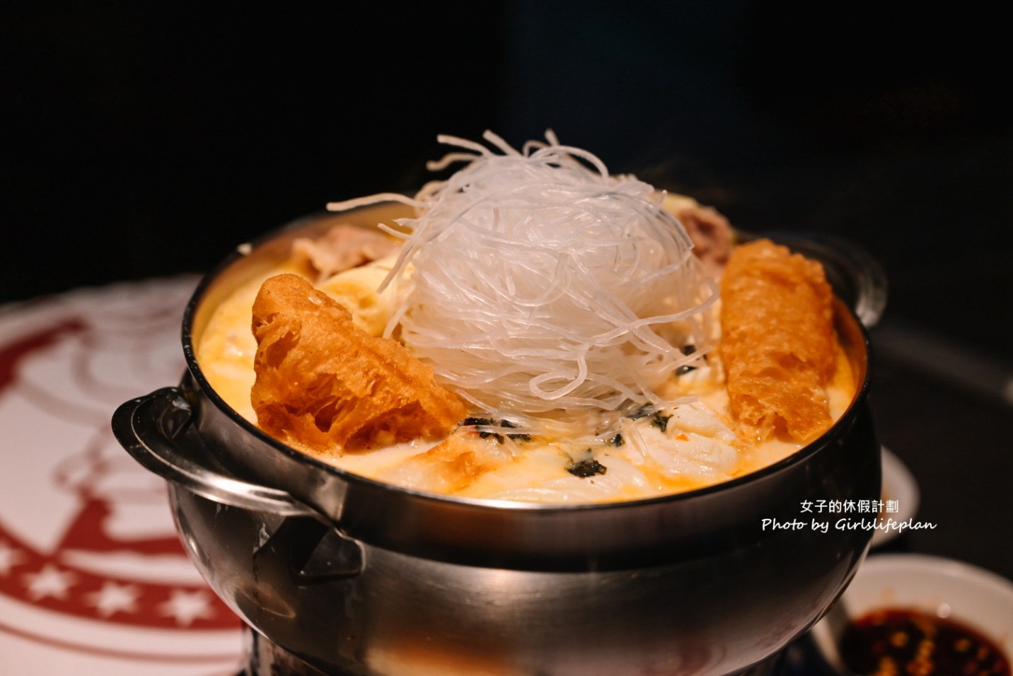 偈亭泡菜鍋｜7000則評論4.3星在地人氣火鍋霸主，飲料也超強(外帶) @女子的休假計劃