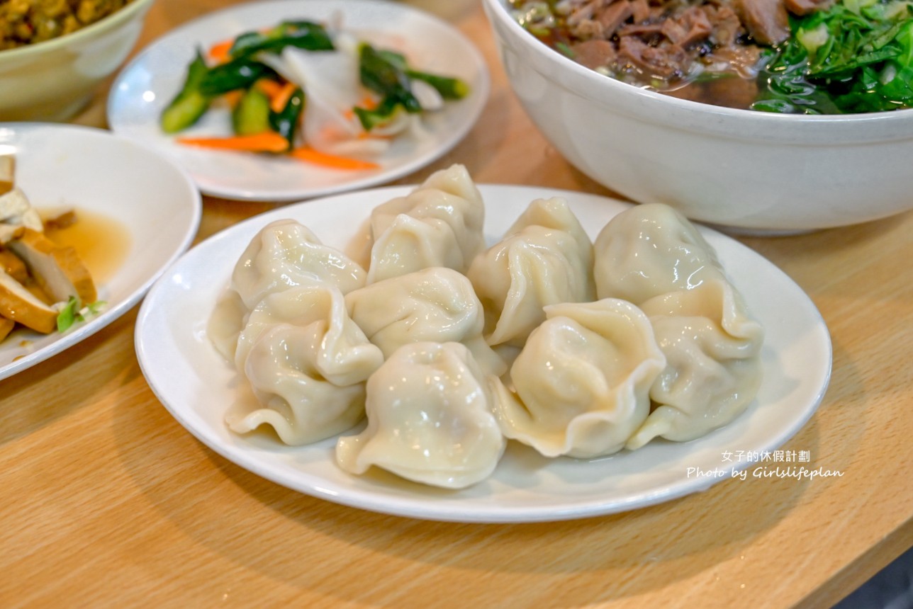 阿郎牛肉麵｜70元牛肉麵大碗很夠兩人吃(菜單) @女子的休假計劃