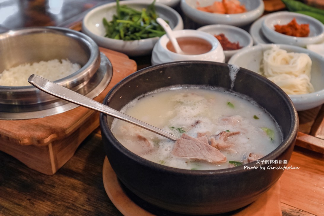 24HR豬肉湯飯묵짜국밥｜大邱機場周邊美食(菜單) @女子的休假計劃