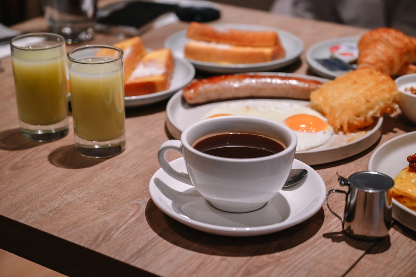 M One Cafe｜台北早午餐，咖啡紅茶無限暢飲(台北寵物友善餐廳) @女子的休假計劃