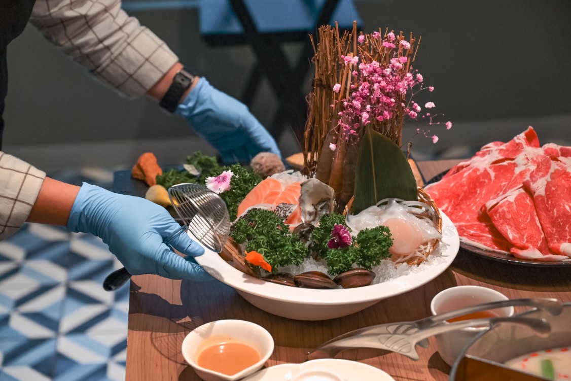 Smile One 精緻涮涮鍋｜高雄福華大飯店30樓高空美景吃火鍋/高雄約會餐廳(菜單) @女子的休假計劃