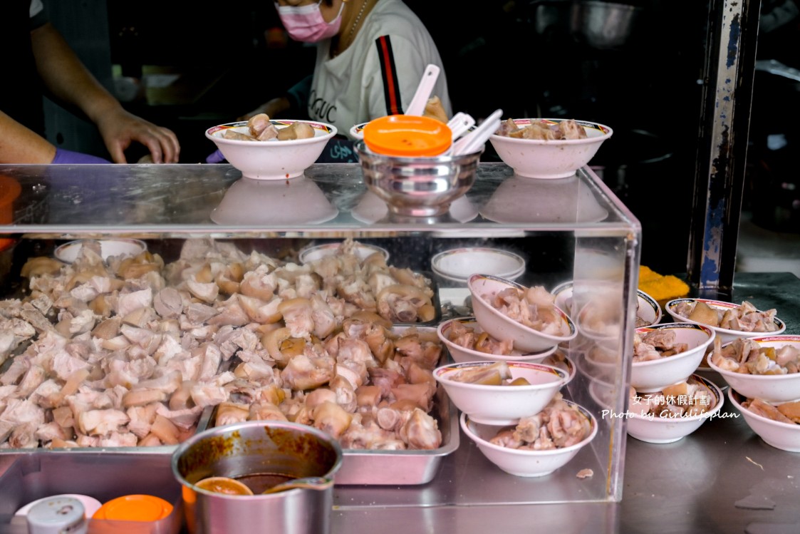 許仔豬腳麵線｜大稻埕美食推薦韓國白鍾元街頭美食鬥士(外帶) @女子的休假計劃