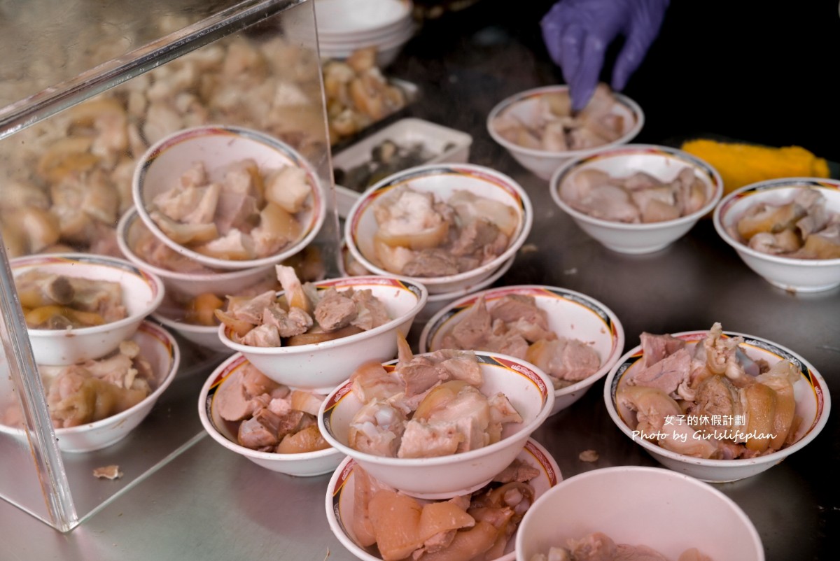 許仔豬腳麵線｜大稻埕美食推薦，韓國白鍾元街頭美食鬥士(外帶) @女子的休假計劃