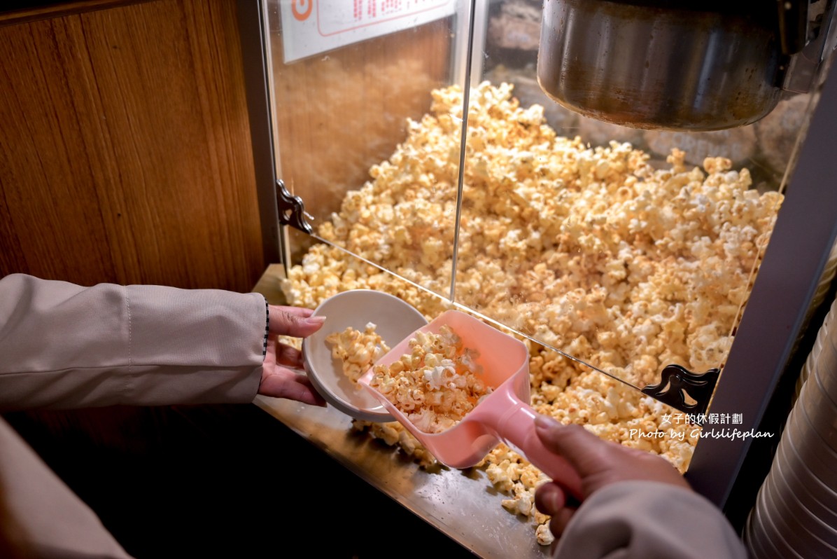 人从众厚切牛排｜濃湯、飲料、麵包、甜湯冰淇淋自助吧無限量供應(外帶) @女子的休假計劃