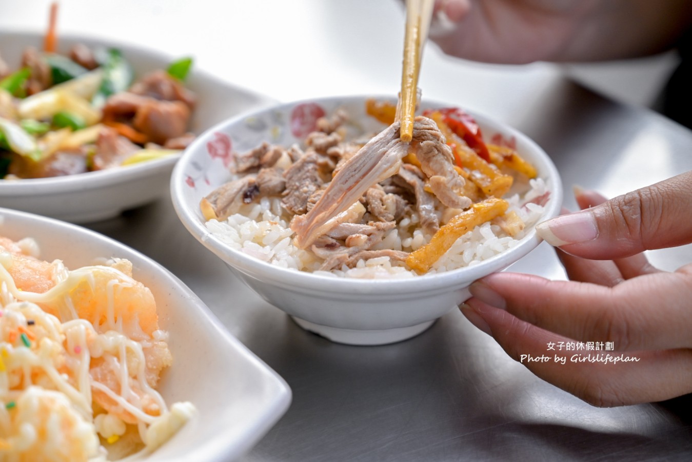 太平原味鴨肉飯｜在地人氣美食鴨肉飯20元，蔥爆牛肉90元(外帶) @女子的休假計劃