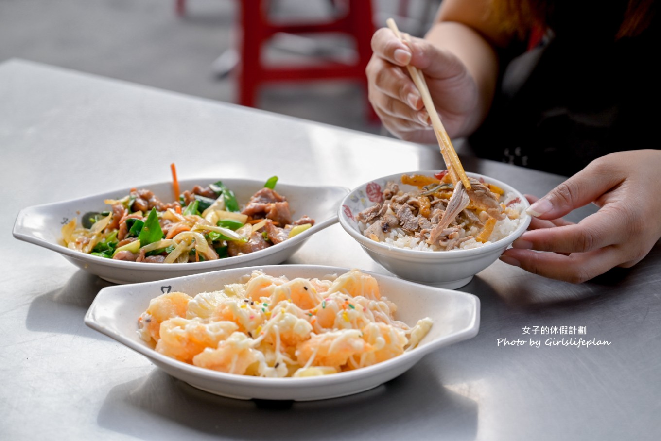 太平原味鴨肉飯｜在地人氣美食鴨肉飯20元，蔥爆牛肉90元(外帶) @女子的休假計劃