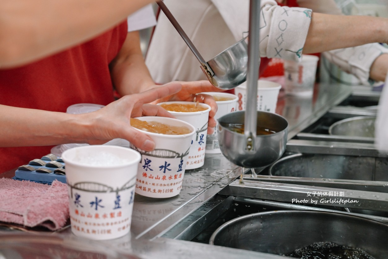 山泉水豆花｜冷熱口味均一價35元，三峽老街美食(外帶) @女子的休假計劃