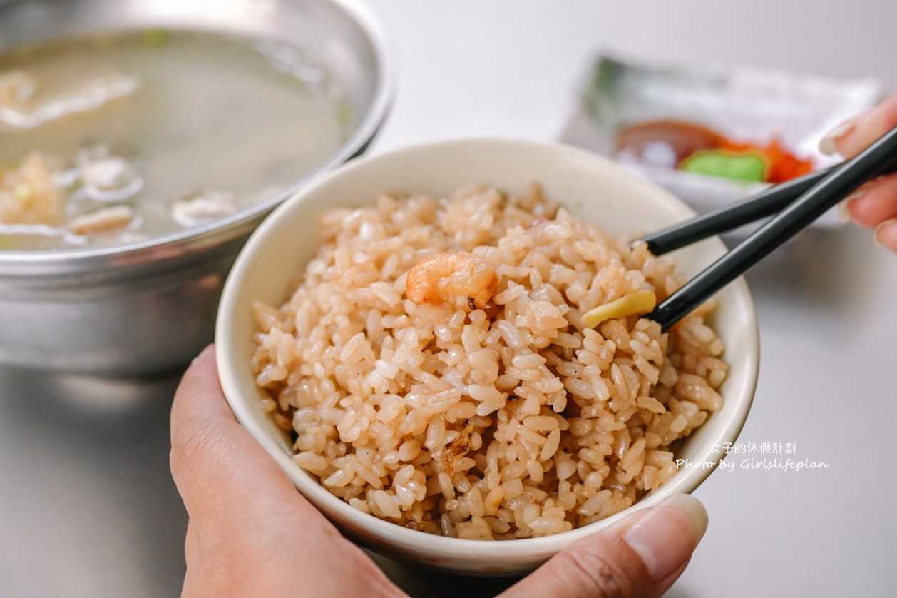 鮮魚鱻蝦仁飯｜連續四年米其林必比登推薦台中美食(菜單) @女子的休假計劃