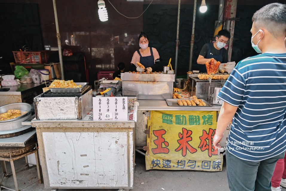 玉米雄｜GOOGLE查無資訊，3支烤玉米只要100元(外帶) @女子的休假計劃