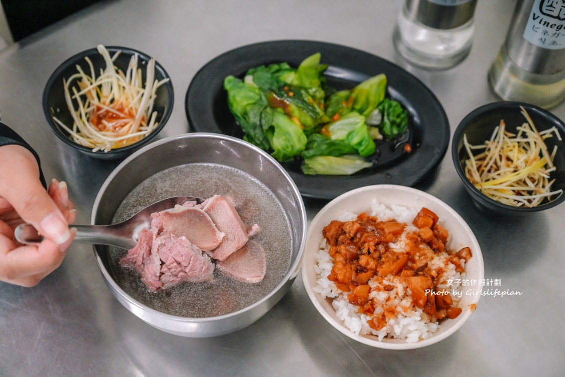 阿杰溫體牛肉湯｜雙拼任選點牛舌最划算(外帶) @女子的休假計劃