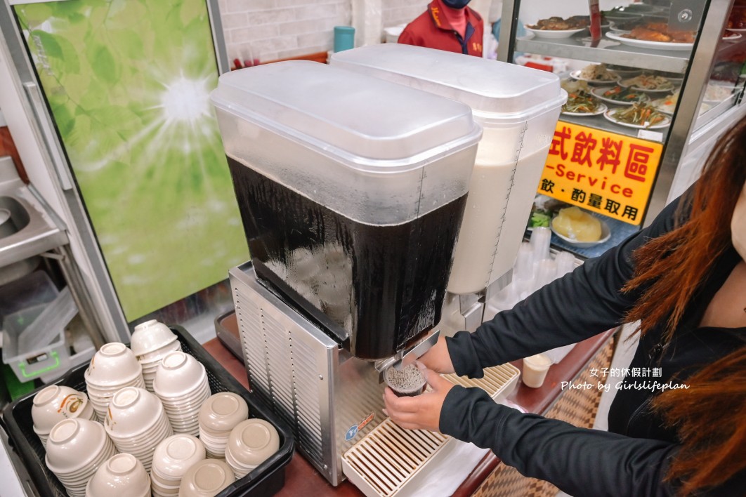 厚得福｜在地人氣美食，豆漿紅茶免費喝(外帶) @女子的休假計劃