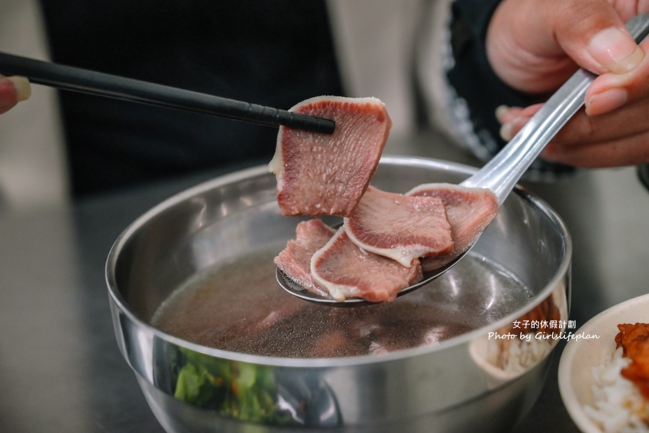 阿杰溫體牛肉湯｜雙拼任選點牛舌最划算(外帶) @女子的休假計劃