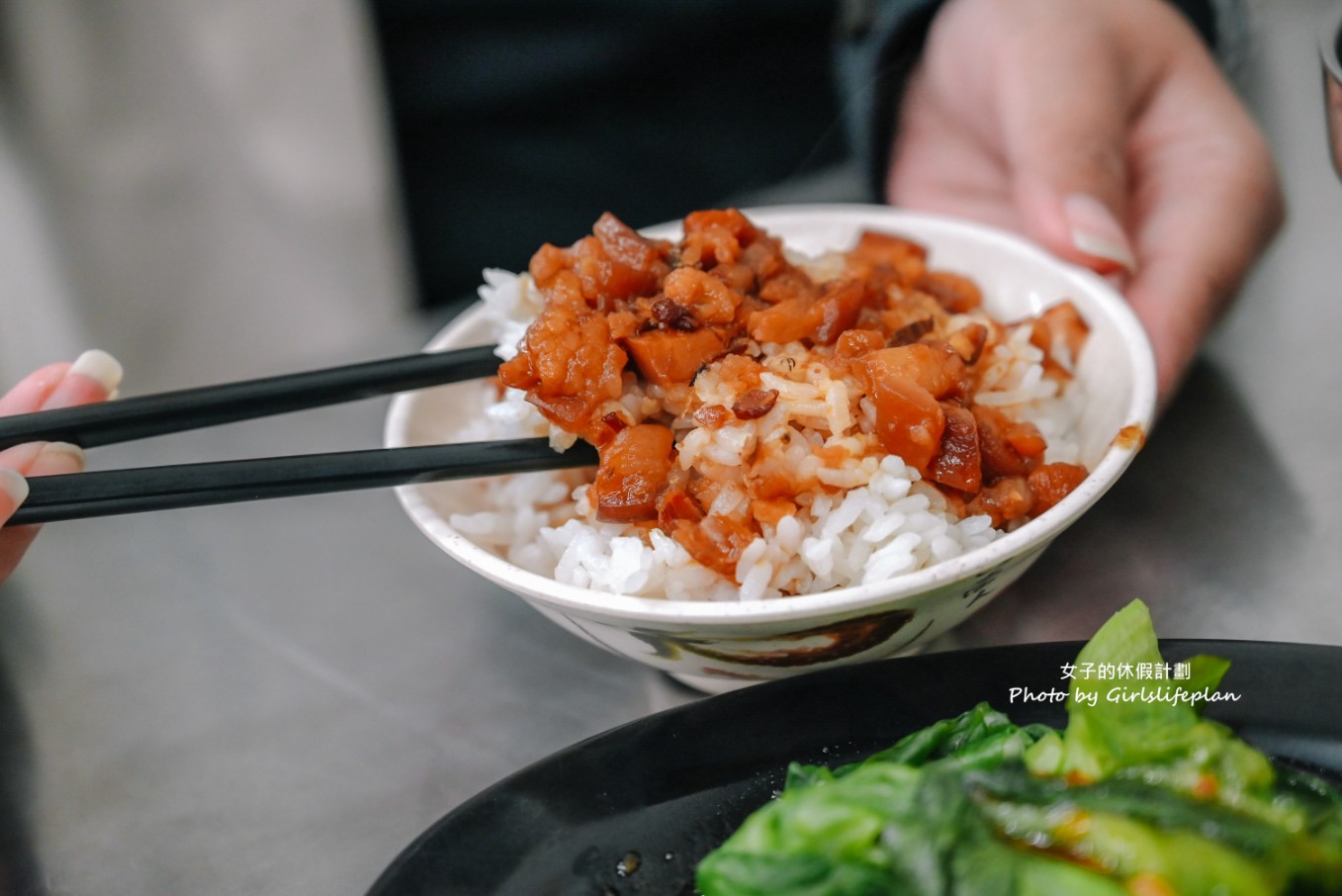 阿杰溫體牛肉湯｜雙拼任選點牛舌最划算(外帶) @女子的休假計劃