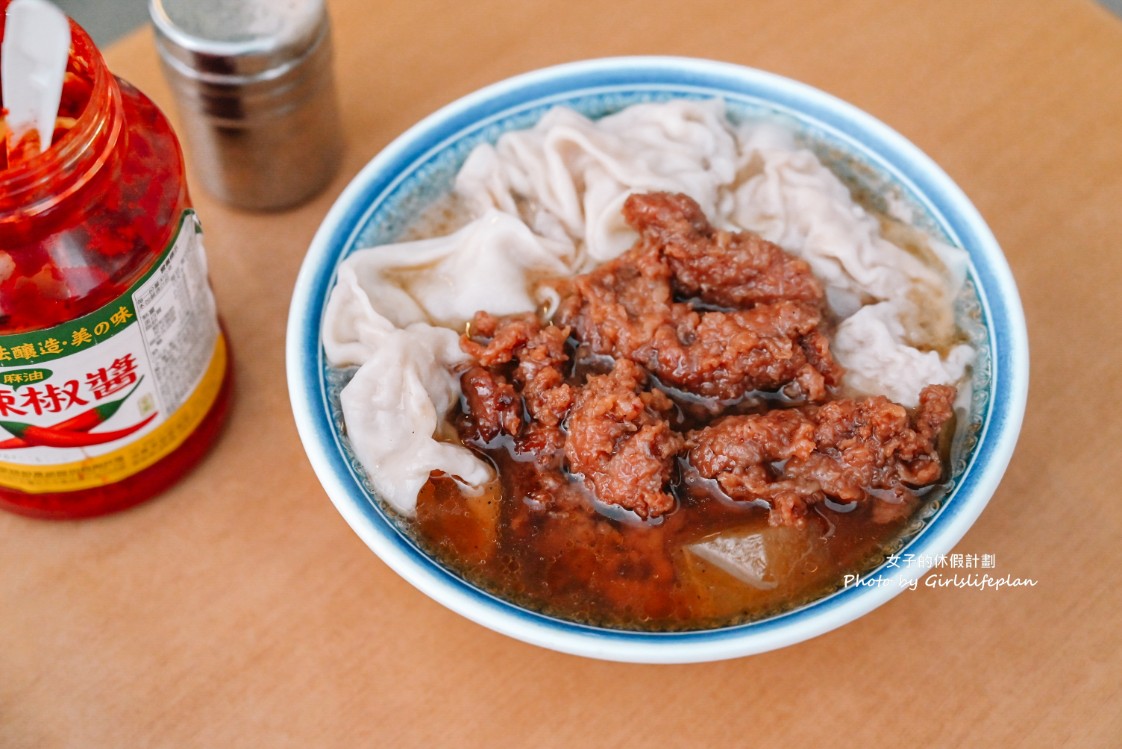 福台排骨麵｜在地70年人氣麵店和廟東清水排骨酥麵有的比(外帶) @女子的休假計劃