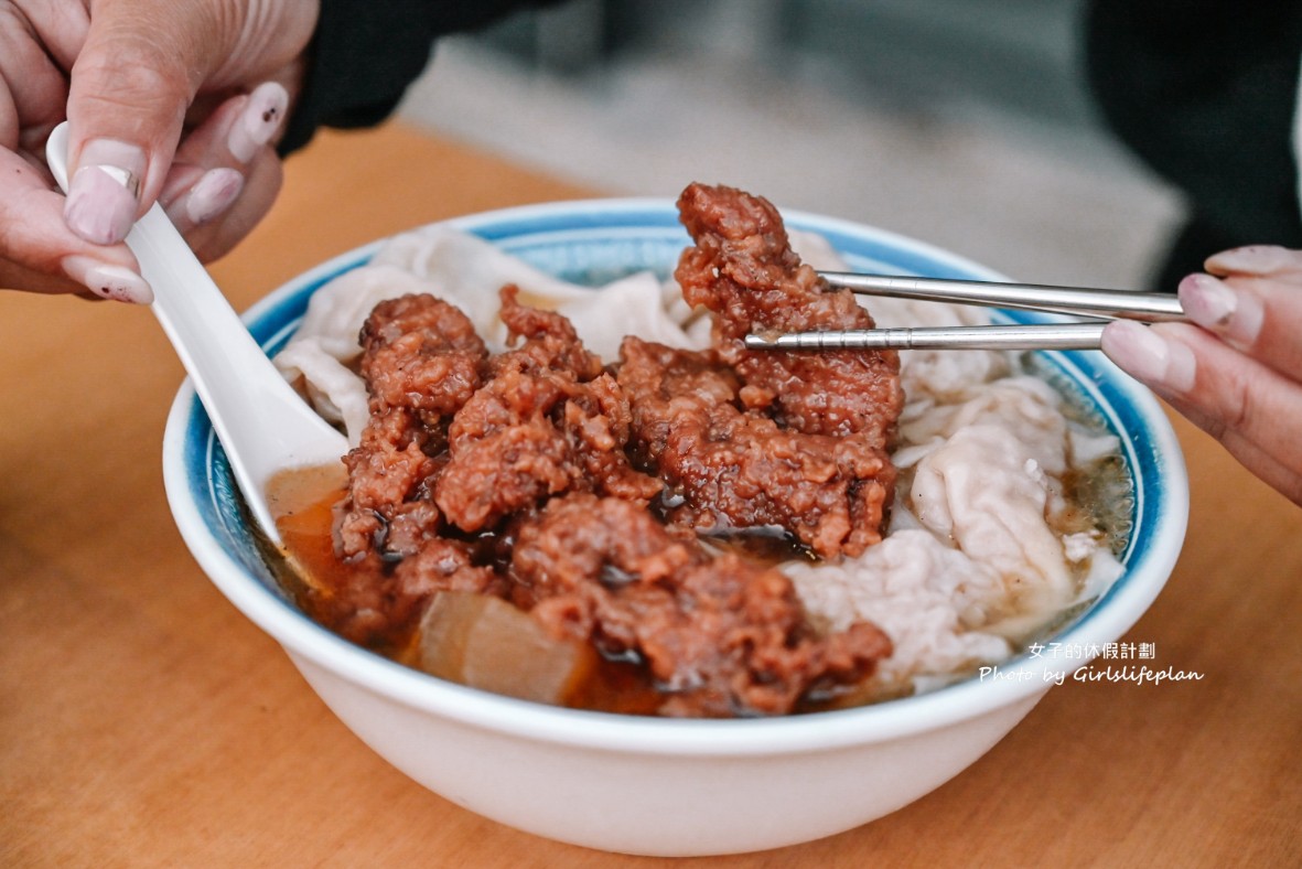 福台排骨麵｜在地70年人氣麵店和廟東清水排骨酥麵有的比(外帶) @女子的休假計劃