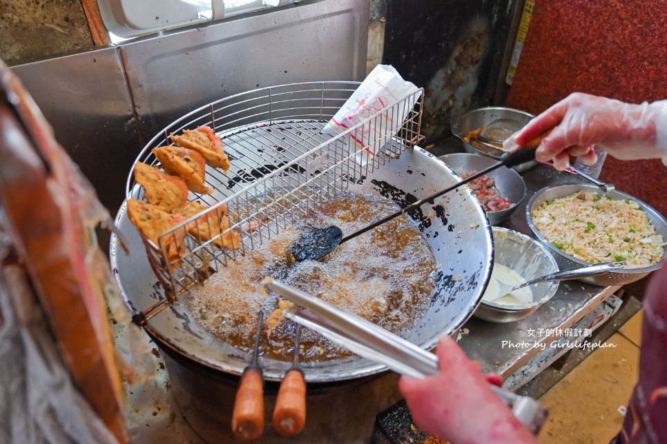 阿綢炸粿｜超人氣鮮蝦鮮蚵炸粿、沙魚炸粿都35元(外帶) @女子的休假計劃