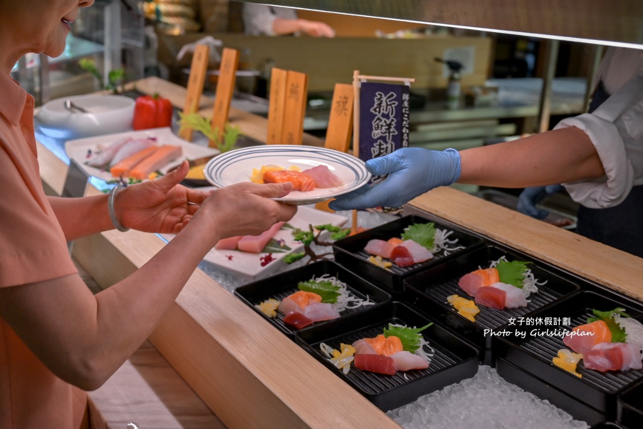十二廚｜12廚Kitchen 12，泰式料理吃到飽/松葉蟹吃到飽(菜單) @女子的休假計劃