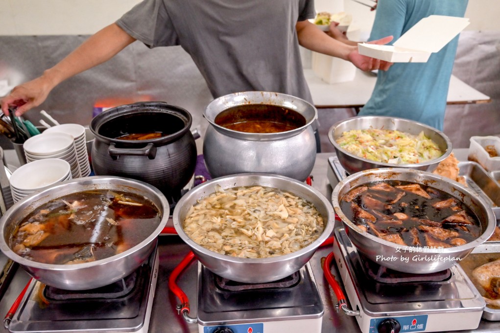 南田爌肉飯｜10元魯肉飯50元便當，紅茶免費喝(外帶) @女子的休假計劃