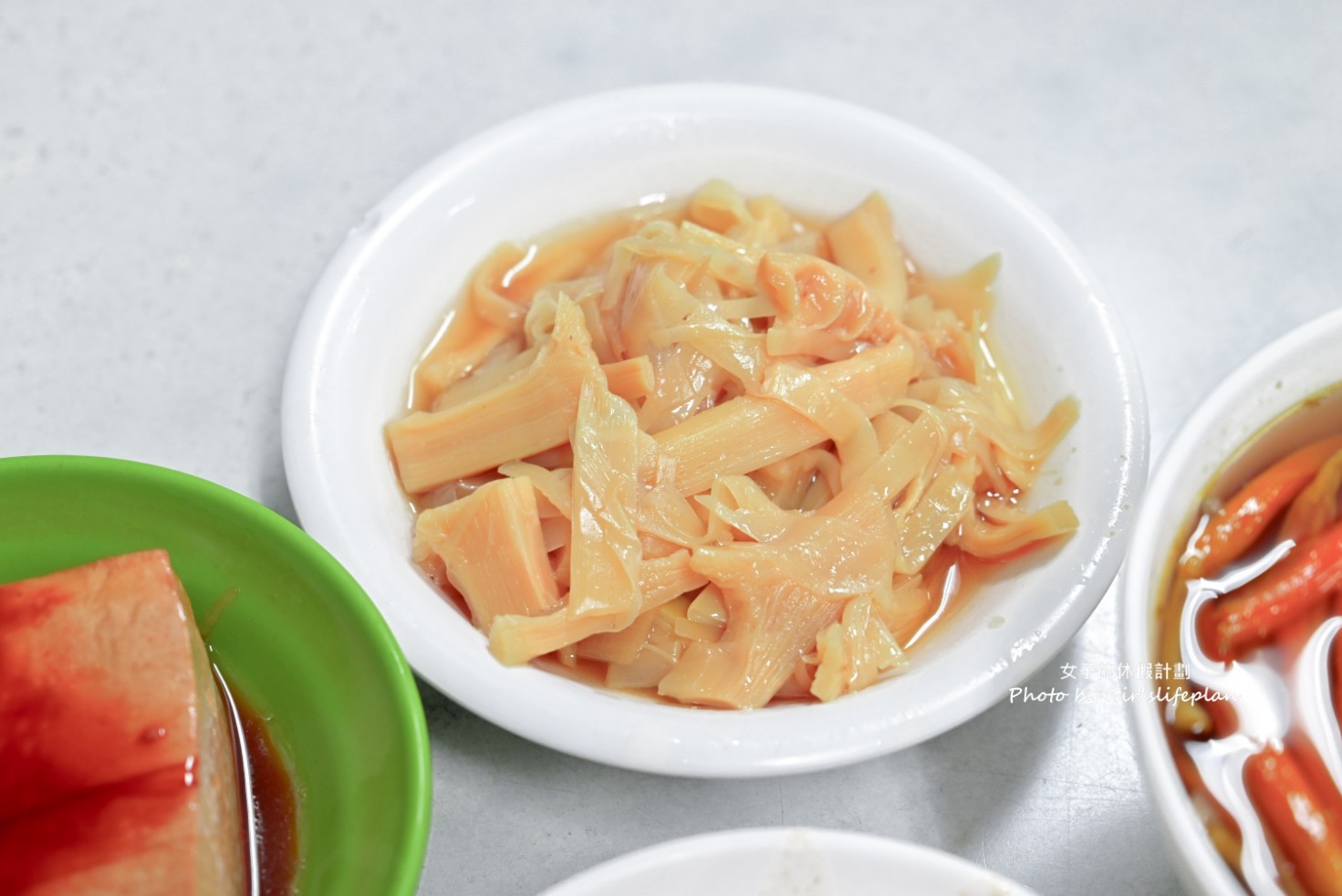 阿益魯肉飯｜魯肉飯只要15元小菜10元超便宜(外帶) @女子的休假計劃