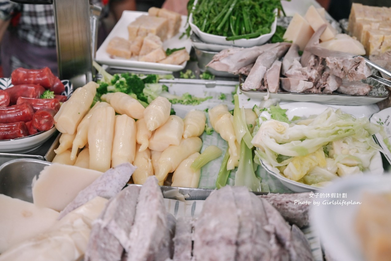 源滷肉飯(菜鴨魯熟肉)｜在地人氣中式早午餐，嘉義涼菜天王(外帶) @女子的休假計劃