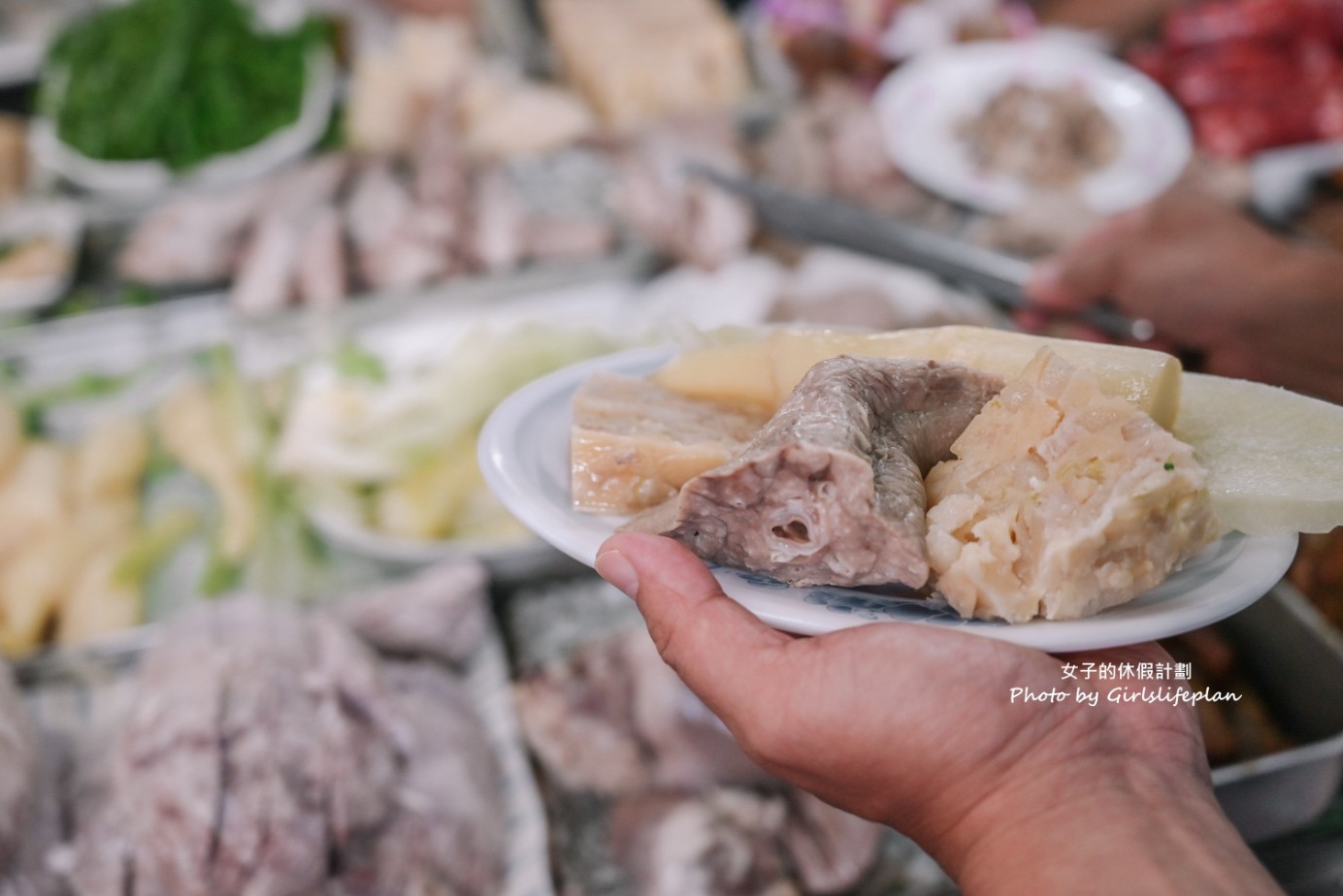 源滷肉飯(菜鴨魯熟肉)｜在地人氣中式早午餐，嘉義涼菜天王(外帶) @女子的休假計劃