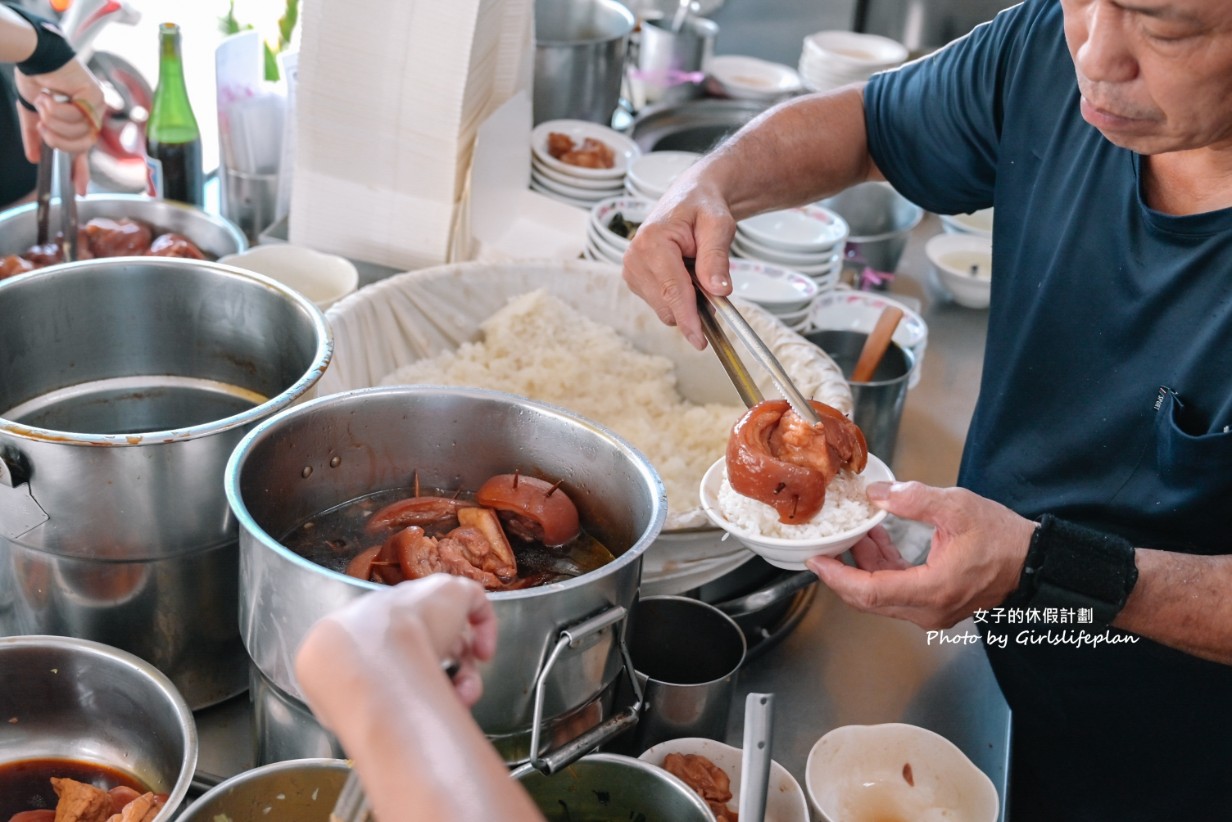 魚市爌肉飯｜在地人大推中式早午餐(控肉飯外帶) @女子的休假計劃