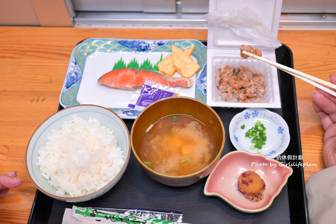 朝市食堂 しょう家｜500日幣就能吃到一碗海味滿滿朝市丼 @女子的休假計劃