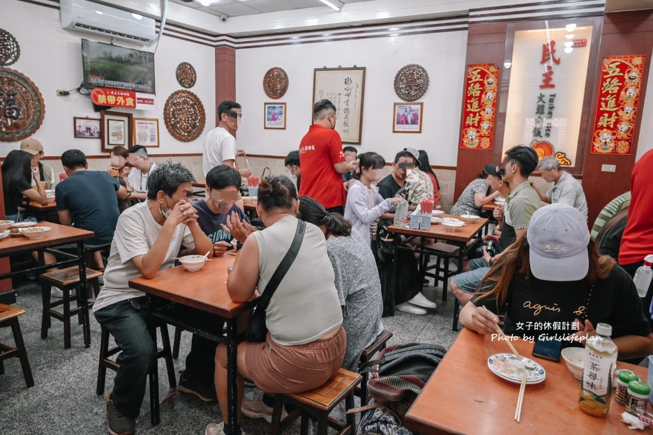 民主火雞肉飯｜生意超好還有專屬停車場(外帶) @女子的休假計劃