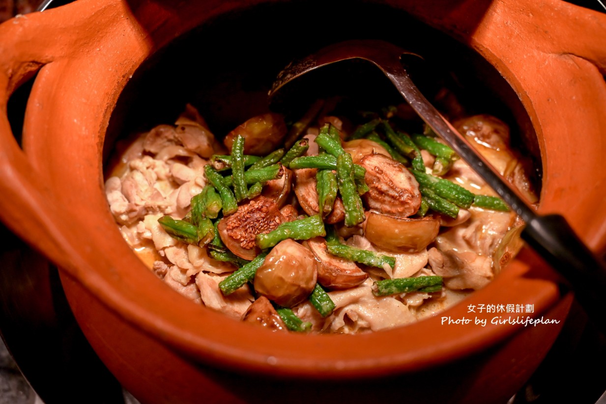 十二廚｜12廚Kitchen 12，泰式料理吃到飽/松葉蟹吃到飽(菜單) @女子的休假計劃