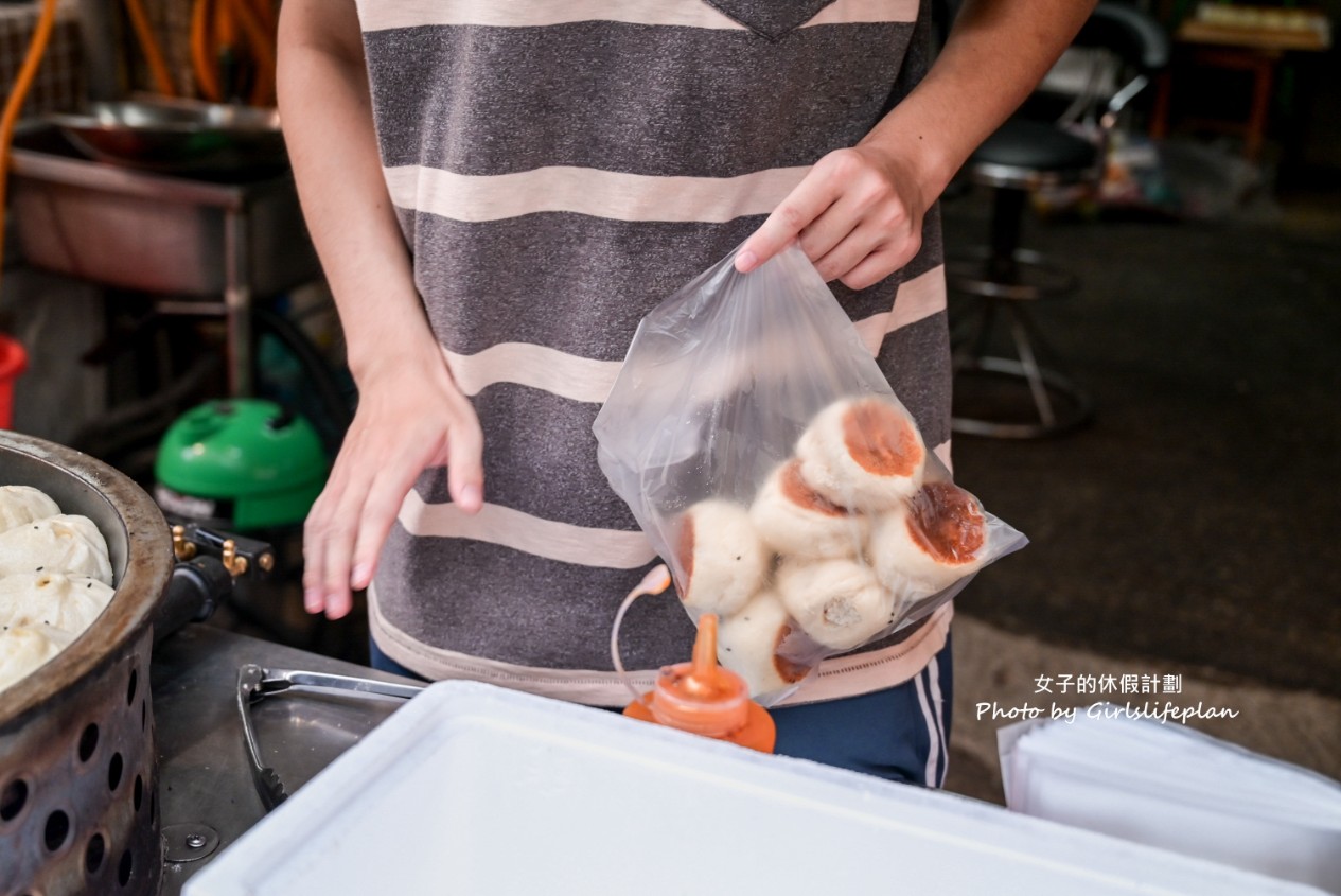 郎港式鮮肉包｜每天現包新鮮出爐買十送一(外帶) @女子的休假計劃