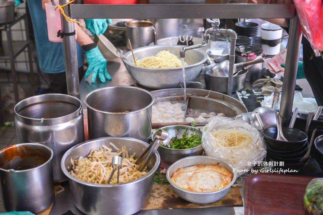 阿伯蛋包麵｜在地超過60多年老店古早味(外帶) @女子的休假計劃