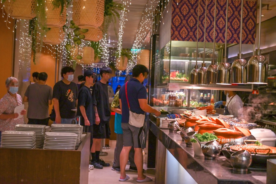 十二廚｜12廚Kitchen 12，泰式料理吃到飽/松葉蟹吃到飽(菜單) @女子的休假計劃